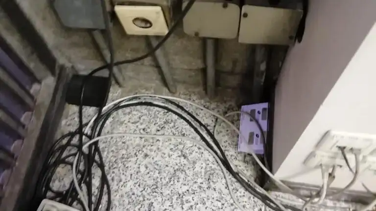 &quot;Trampas&quot; para cucarachas y ratones en diversas dependencias del Ministerio de Sanidad