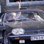 Diana de Gales conduciendo su coche