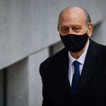 El exministro Jorge Fernández Díaz, a las puertas de la Audiencia Nacional el pasado noviembre, cuando se celebró el careo con Francisco Martínez