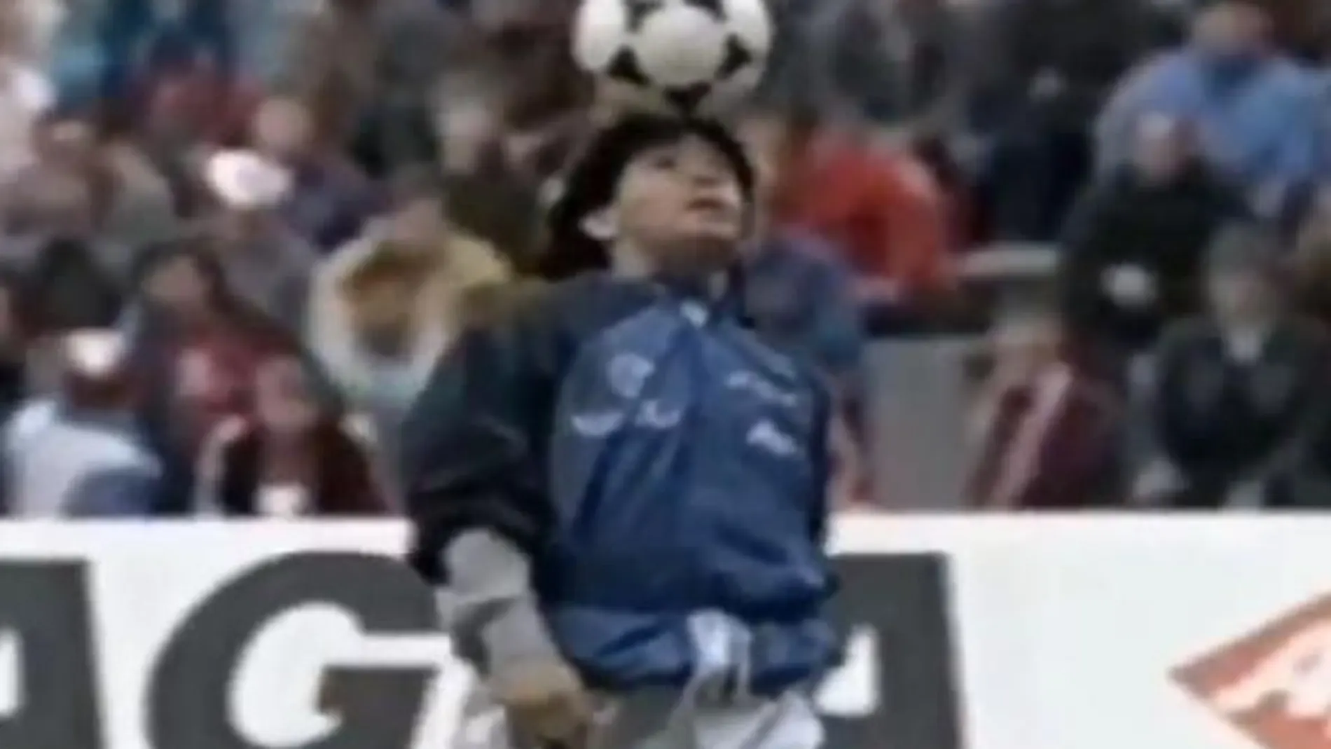 Maradona durante el famoso calentamiento