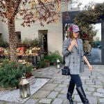 Tamara Falcó con el look más casual y en tendencia.