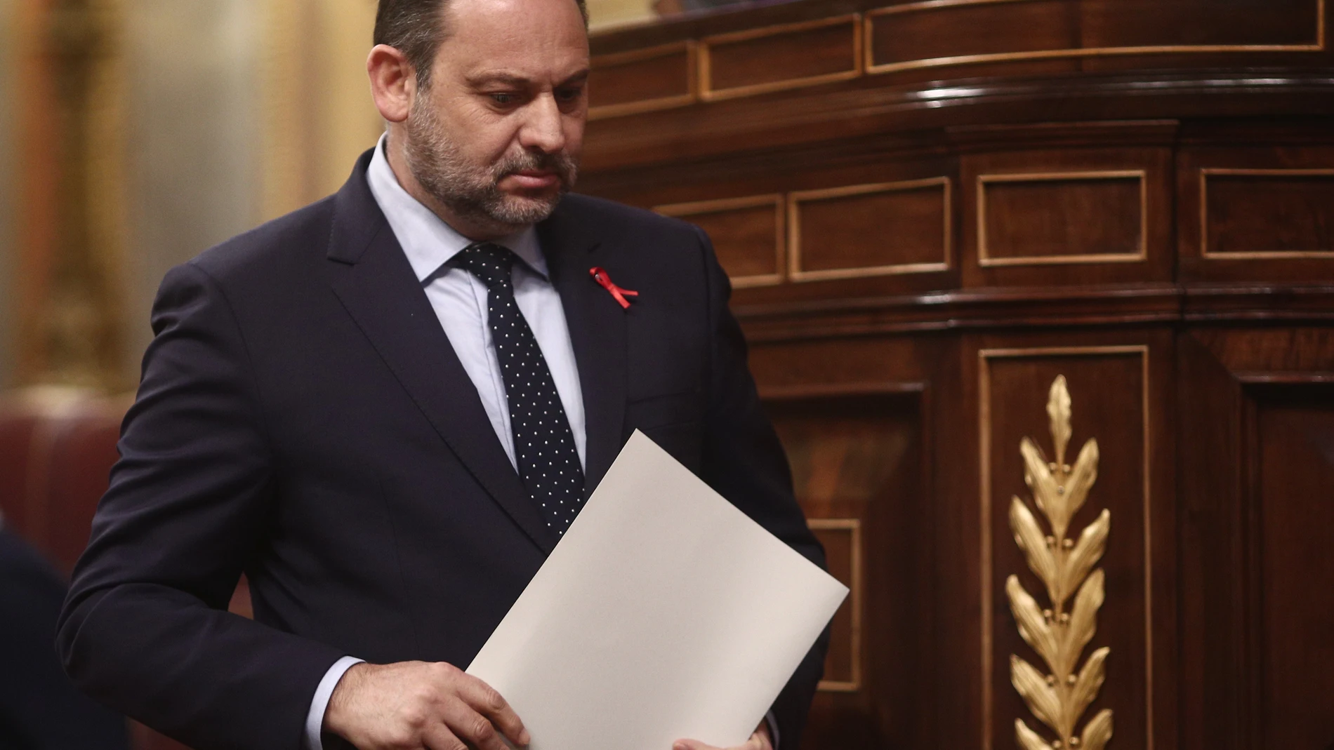 El ministro de Transportes, Moviliad y Agenda Urbana, José Luis Ábalos, durante una sesión plenaria en la Cámara Baja