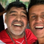 Diego Armando Maradona junto a Stefano Ceci.
