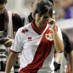 Cristina Pedroche tras realizar el saque de honor en un partido del Rayo Vallecano.