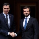 Pactos para «taparse la nariz» a pachas