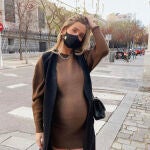 María Pombo con vestido de punto de Zara.