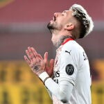 Samu Castillejo con el Milán.