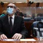 El portavoz del PSOE en la Asamblea de Madrid, Ángel Gabilondo, en el pleno de la Asamblea