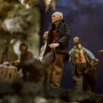 Detalle de la figura del pintor Antonio López en el tradicional belén del Museo Nacional Thyssen-Bornemisza, este miércoles en Madrid