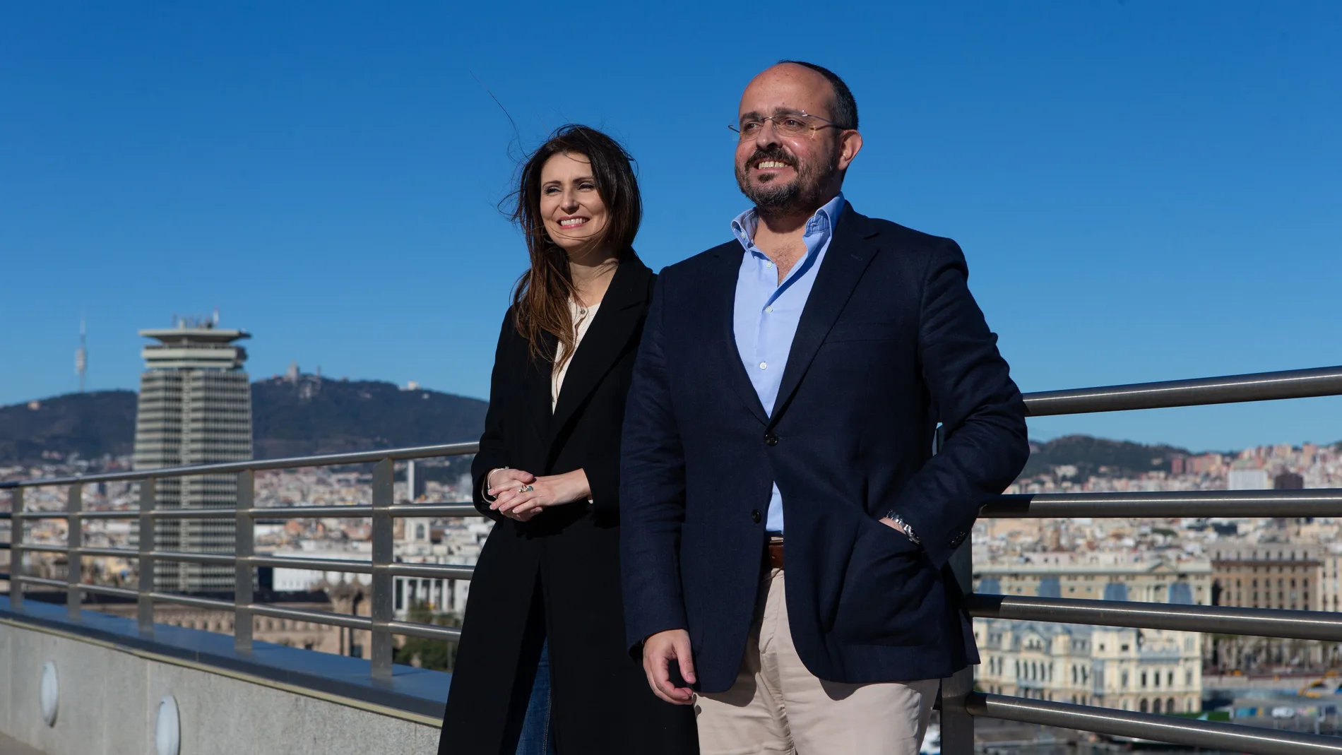 La hasta ahora portavoz de Cs en el Parlament, Lorena Roldán (i), será la número 2 del PPC en la lista por Barcelona