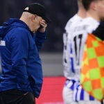 Christian Gross debutó como entrenador del Schalke con derrota contra el Hertha.