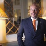 Fernando Jesús Santiago Ollero lleva diez años al frente del colectivo de los gestores administrativos