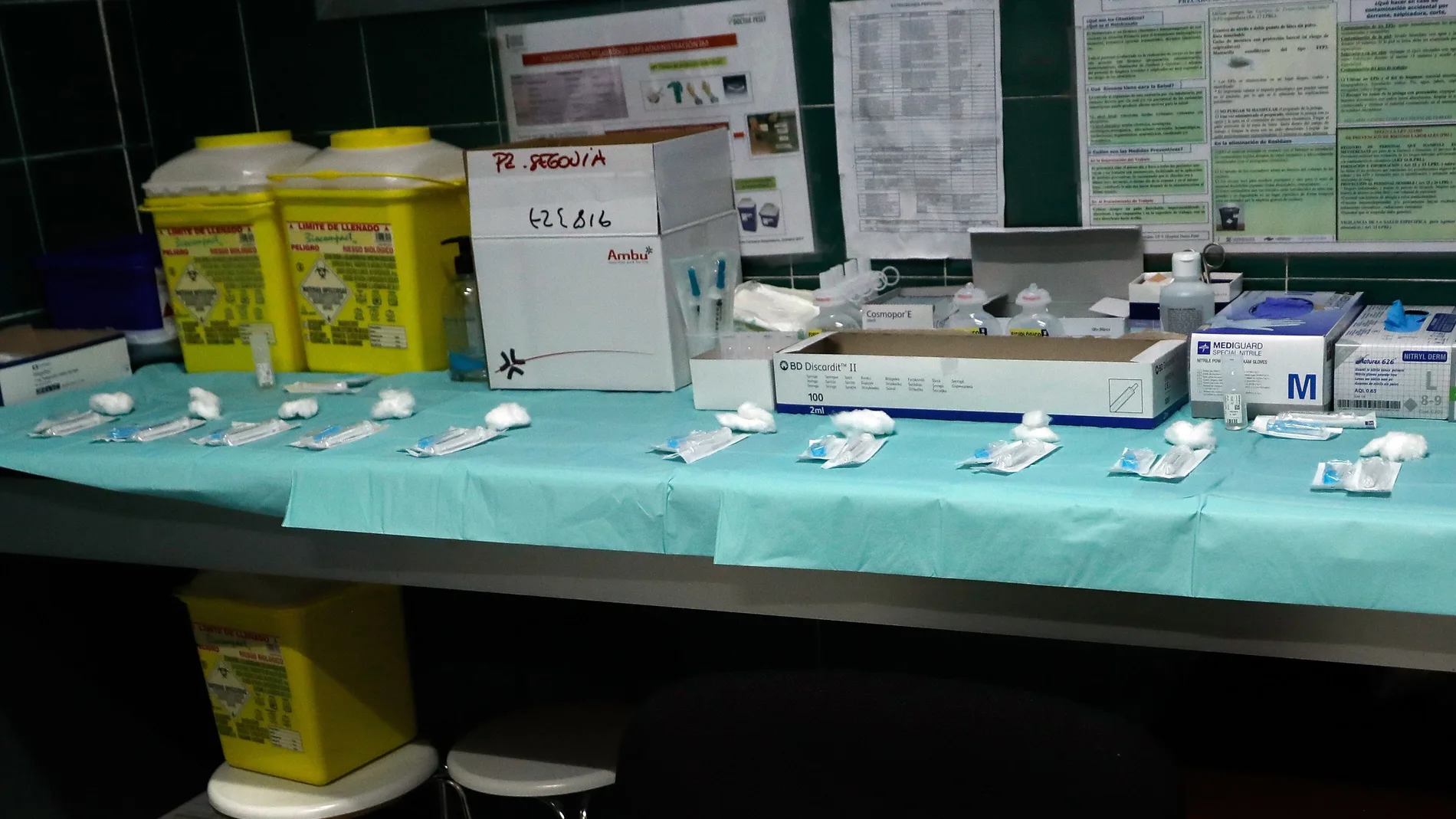 La Generalitat admite que no hay suficientes vacunas para completar la segunda dosis