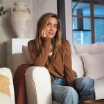 María Pombo y el vaquero que llevábamos en nuestra adolescencia y ha vuelto.