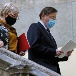 El presidente de la Generalitat, Ximo Puig, junto a la consellera de Sanidad, Ana Barceló