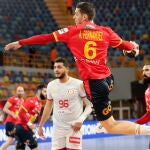Ángel Fernández fue el máximo anotador del partido que España ganó a Túnez en el Mundial de balonmano de Egipto