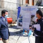 El presidente de la Diputación, Javier Aureliano García, visita una de las obras ejecutadas
