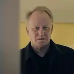 Stellan Skarsgård explota con maestría el poder de los silencios en la última película de Maria Sødahl, "Hope"