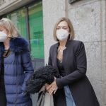 La portavoz del Grupo Parlamentario Popular, Milagros Marcos, tras reunirse con las organizaciones agrarias