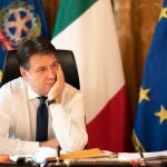 El primer ministro, Giuseppe Conte, en su oficina en el Palacio Chigi antes de dimitir