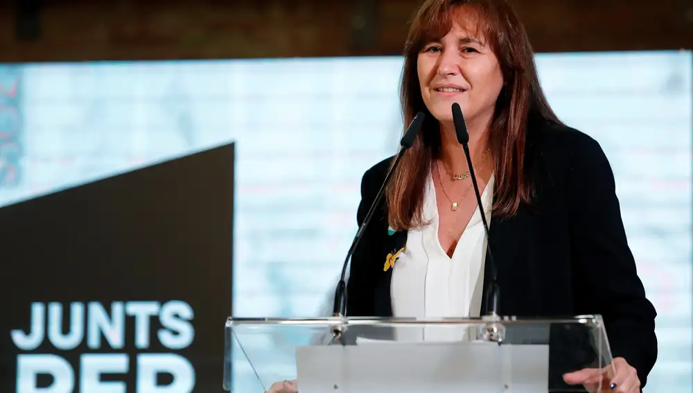 GRAF9159. REUS (TARRAGONA), 29/01/2021.- La candidata de JxCat a la presidencia de la Generalitat, Laura Borràs durante el acto de campaña celebrado este viernes en Reus. EFE/Susanna Sáez