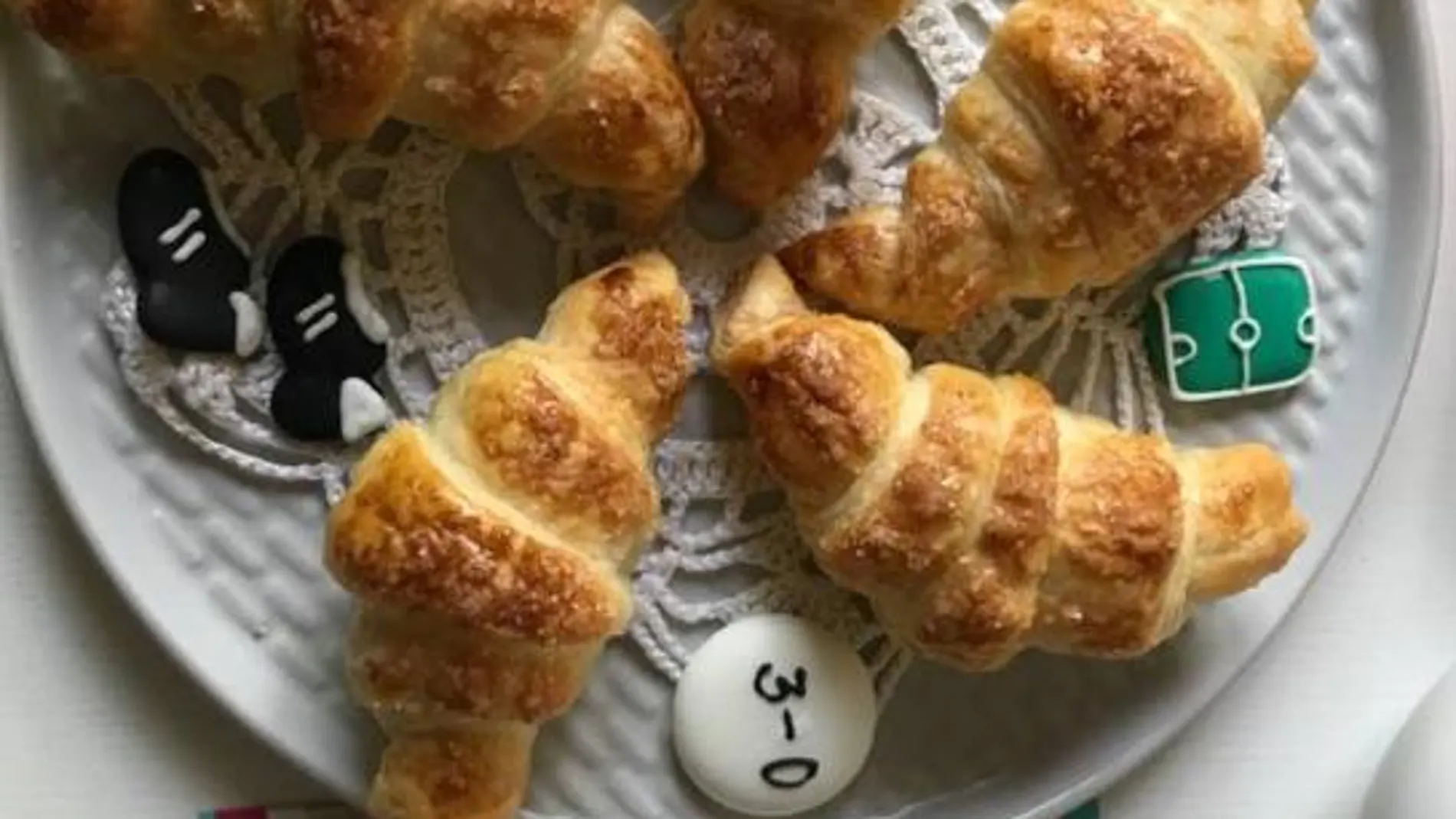 El croissant, un negocio también para futbolistas