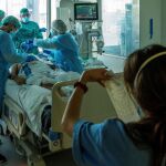 Médicos del centro hicieron de testigos en el enlace