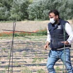 Mariano García-Patrón es agricultor desde hace cinco años, cuando dejó su trabajo en el sector bancario para hacerse con una finca que cosechar.