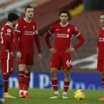 Jugadores del Liverpool en su partido ante el Brighton