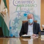 El presidente de la Federación Andaluza de Municipios y Provincias (FAMP) y de la Diputación de Sevilla, Fernando Rodríguez Villalobos
