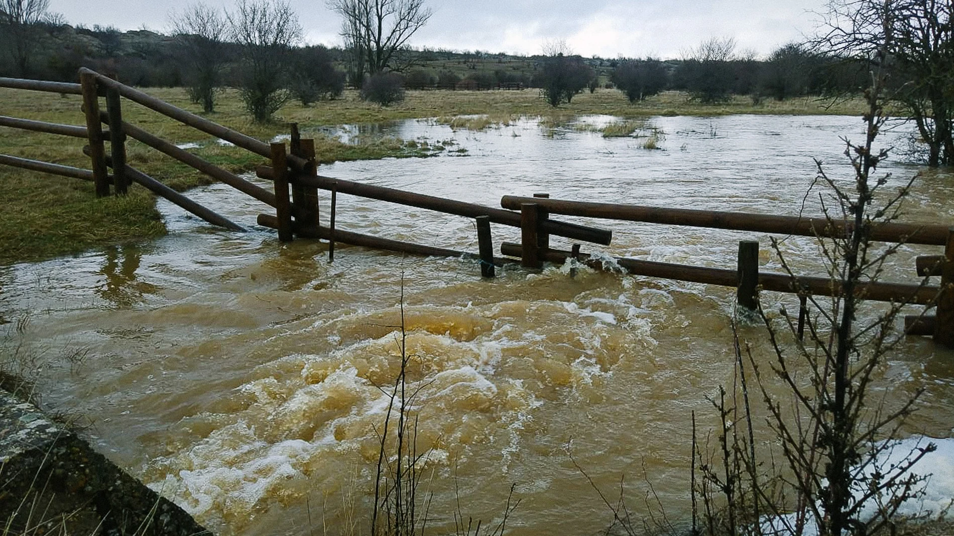 Río Duero a su paso por la provincia de Soria