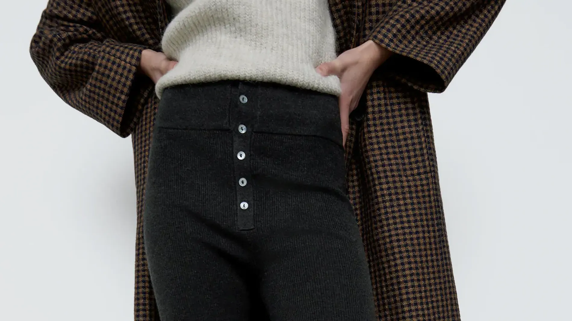 Los leggings perfectos para bajitas de Zara.