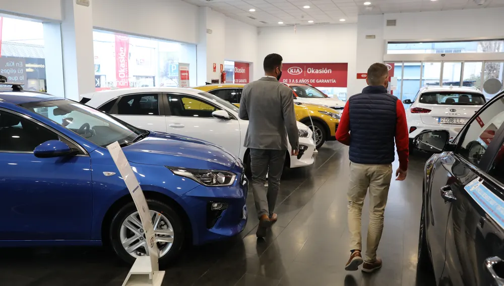 Cada vez más concesionarios de la Región ofrecen la posibilidad del "renting"