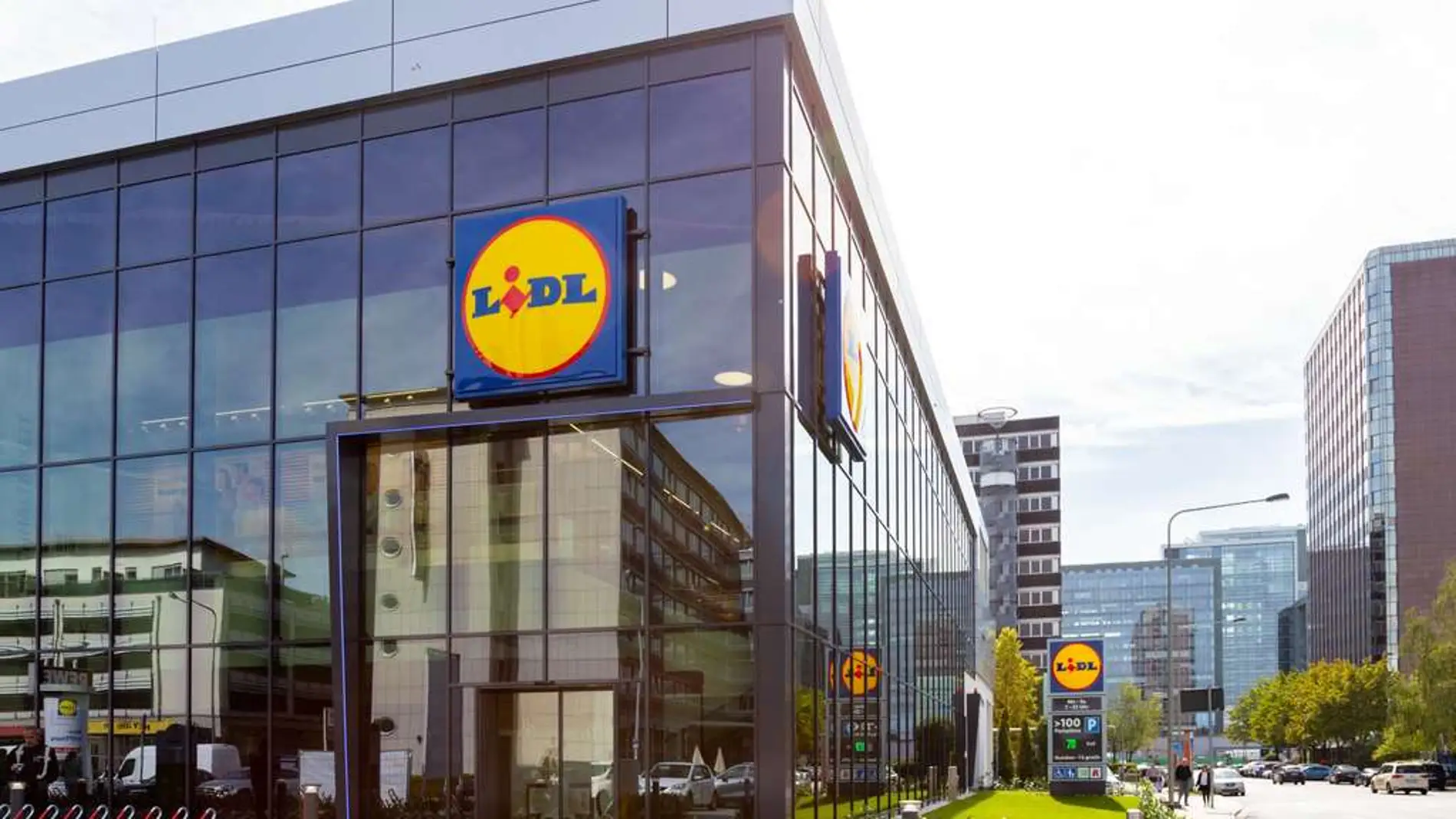Lidl emula a Ikea y agota unos vasos de cristal de colores en cuestión de horas