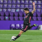 Hugo Duro con el Real Madrid.