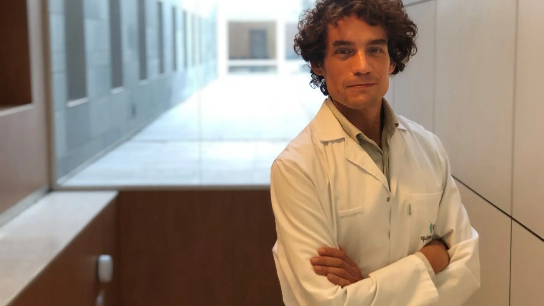 "Cada vez vemos a personas más jóvenes con este tipo de tumor, lo que es llamativo", afirma el doctor