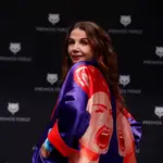 La actriz Victoria Abril posa para los reporteros durante la rueda de prensa convocada con motivo de la concesión a la actriz del Feroz de Honor 2021 de la Asociación de Informadores de Cine (AICE)