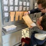 Según un estudio de la Universidad de Hamburgo, más de seis millones de adultos en Alemania todavía no saben leer o escribir correctamente. Imagen de archivo
