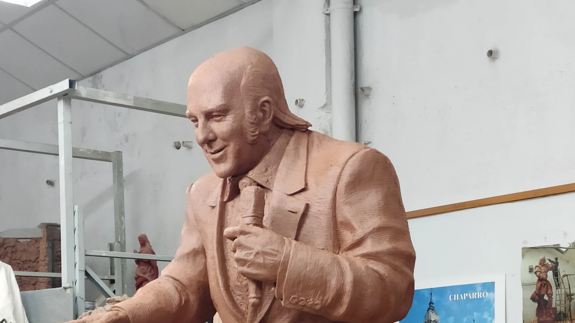 Estatua del humorista Chiquito de la Calzada