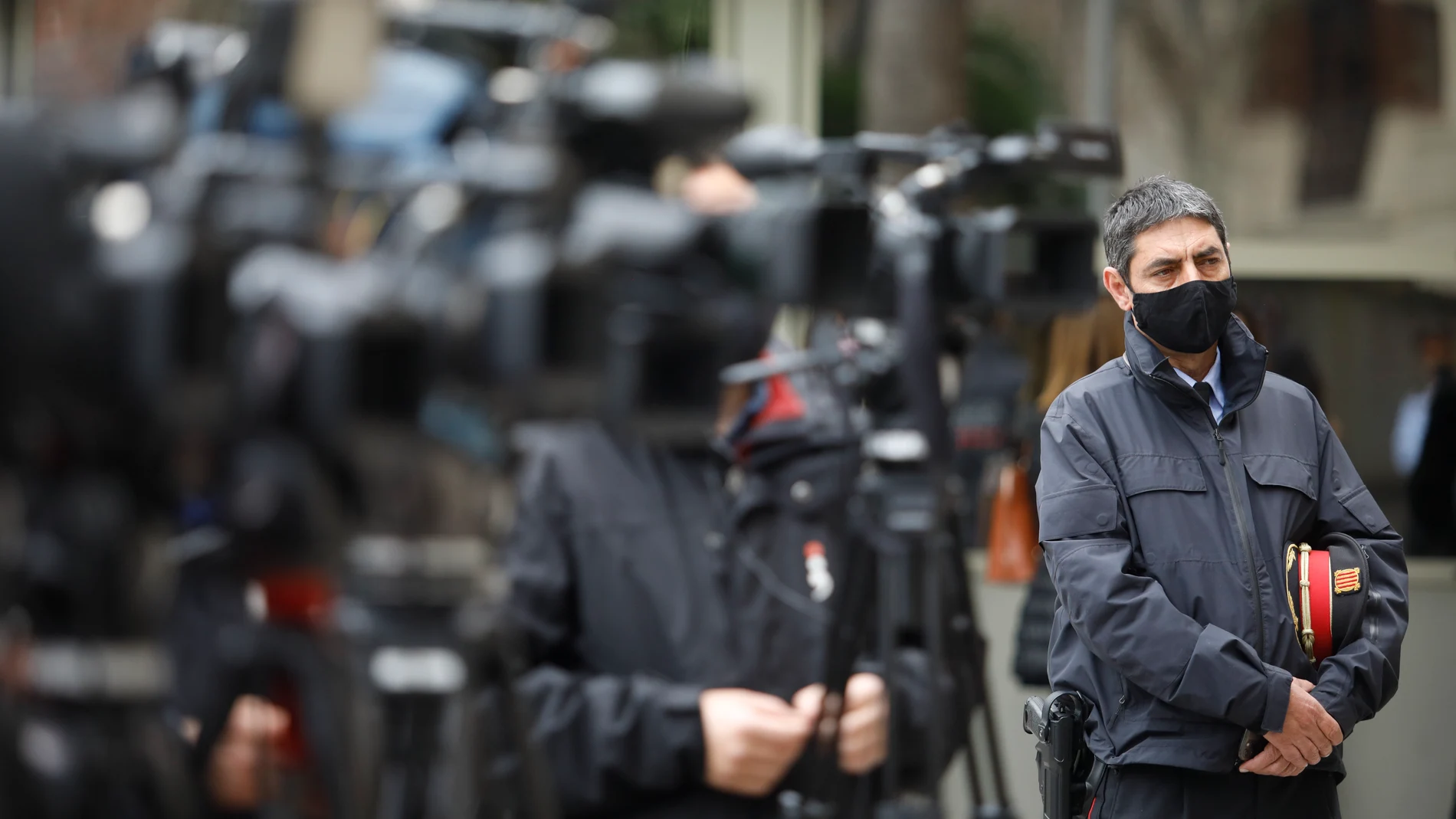 El mayor de los Mossos d'Esquadra, Josep Lluis Trapero, durante una rueda de prensa tras la reunión que han mantenido el Govern de la Generalitat y el Ayuntamiento de Barcelona.