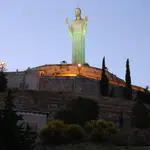El Cristo del Otero "vigila" y cuida de los palentinos