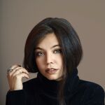 Ana Lucas, en su poemario "Oasis" (Espasa), se abre en canal para abordar temas como la intimidad, el desamor o el amor por lugares o momentos particulares / FOTO: Maizo Barbosa y Daniela Acosta