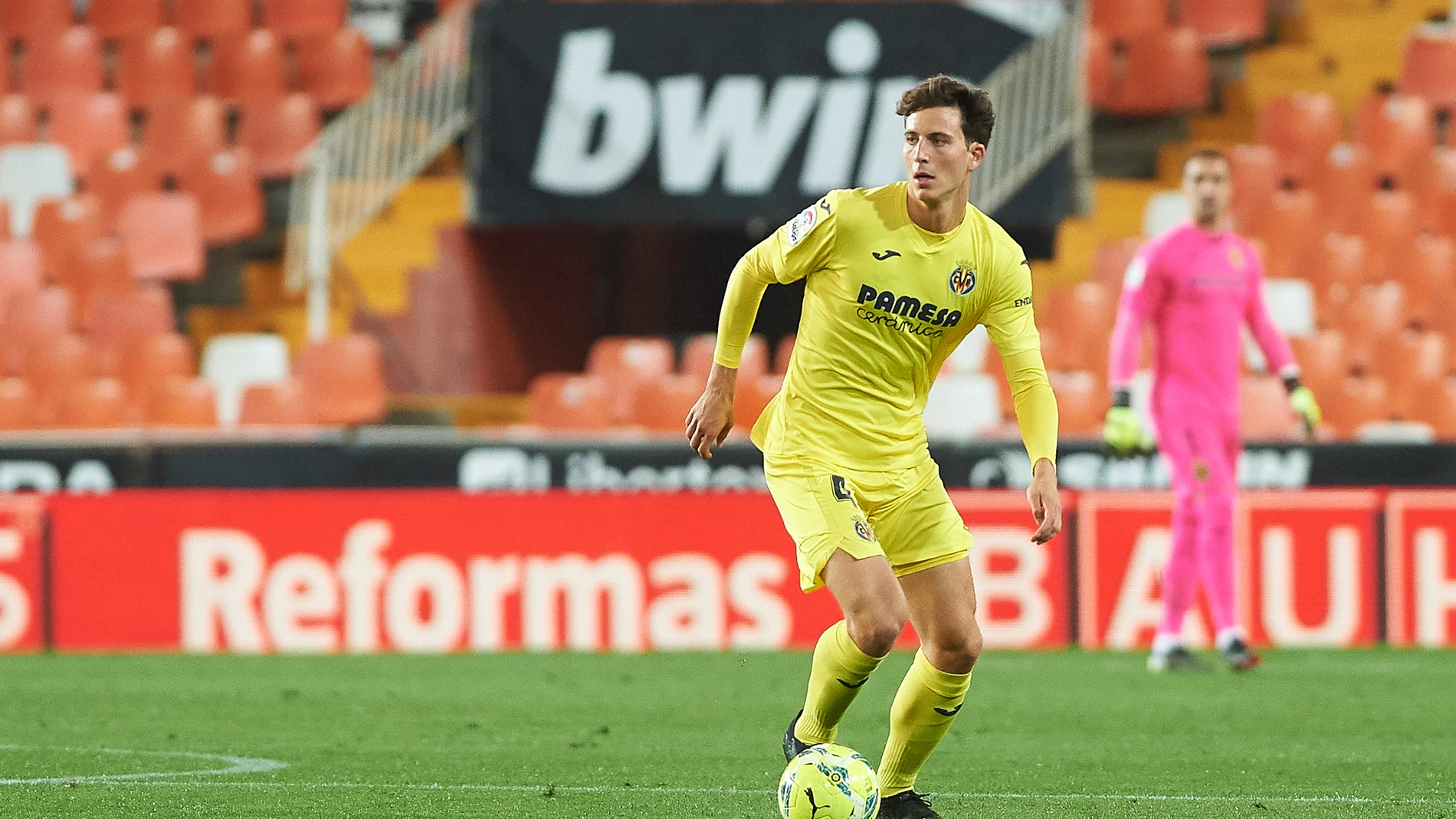 Pau Torres con el Villarreal.