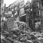 La destrucción del centro de Milán (1943)