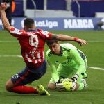 Courtois hizo grandes paradas en el Atlético-Real Madrid