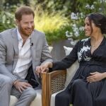 El príncipe Harry y Meghan Markle, entrevistados por Oprah Winfrey