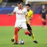 Joan Jordán con el Sevilla.