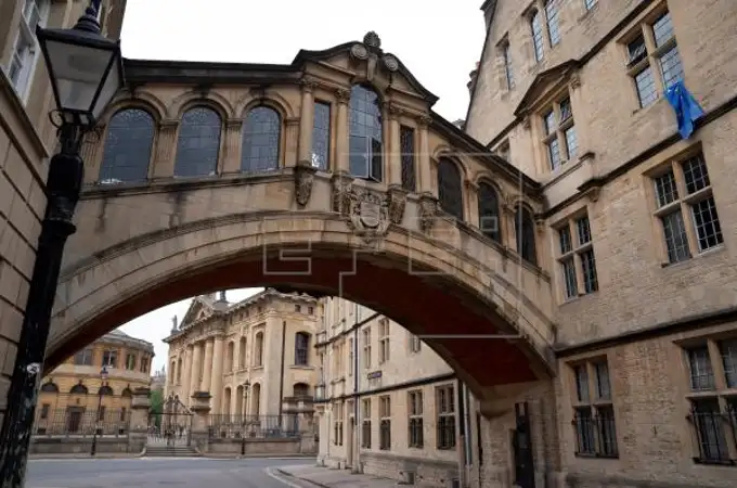 La Universidad de Oxford retira el nombre Sackler de sus edificios por la crisis de los opiáceos La Universidad de Oxford retira el nombre Sackler de sus edificios por la crisis de los opiáceos