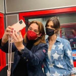 Sara Carbonero con Toñi Moreno en Radio Marca.