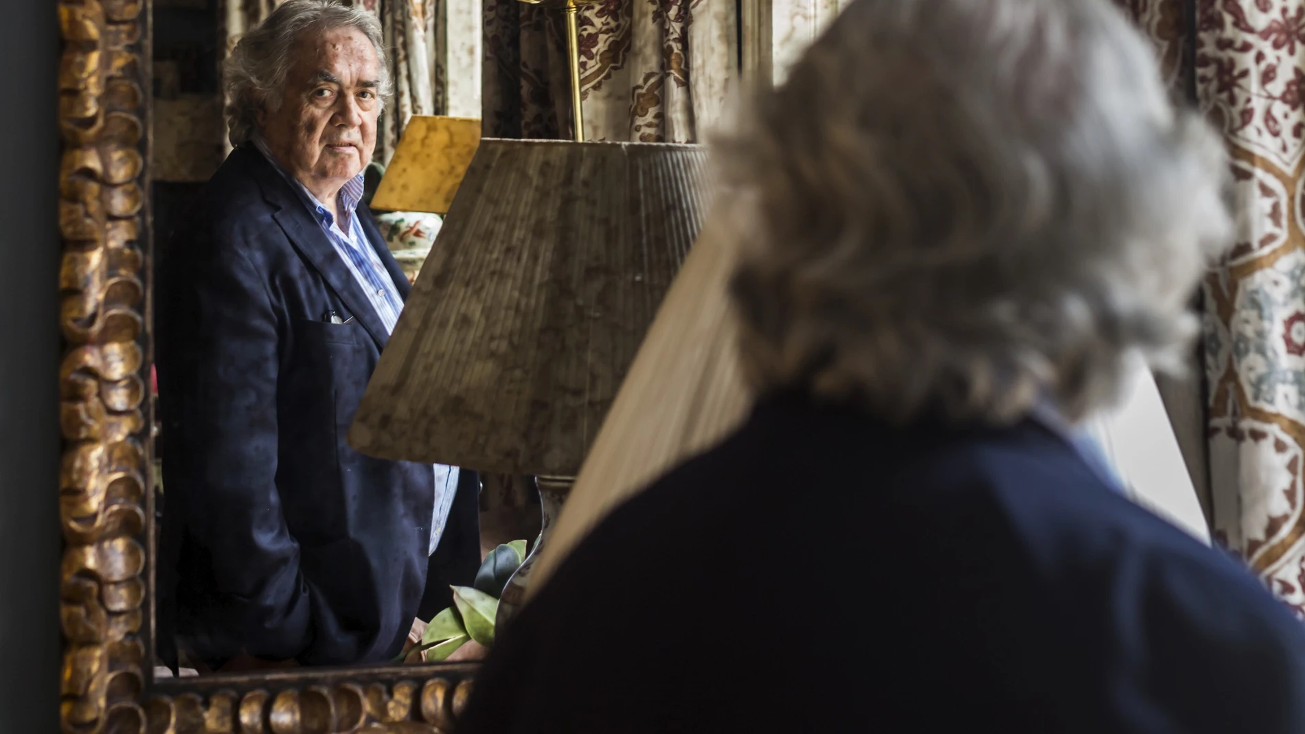 Alfredo Fraile, Exrepresentante de Julio Iglesias